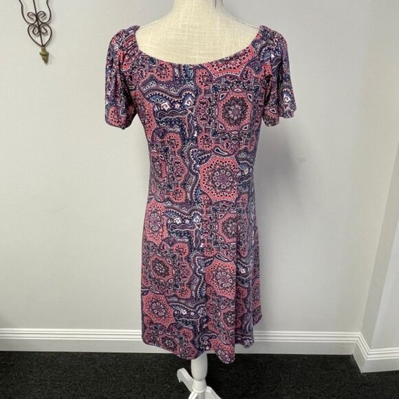 Signature by Robbie Bee Women's Dress - Pink and Blue Paisley- Size S - EUC - Picture 6 of 9